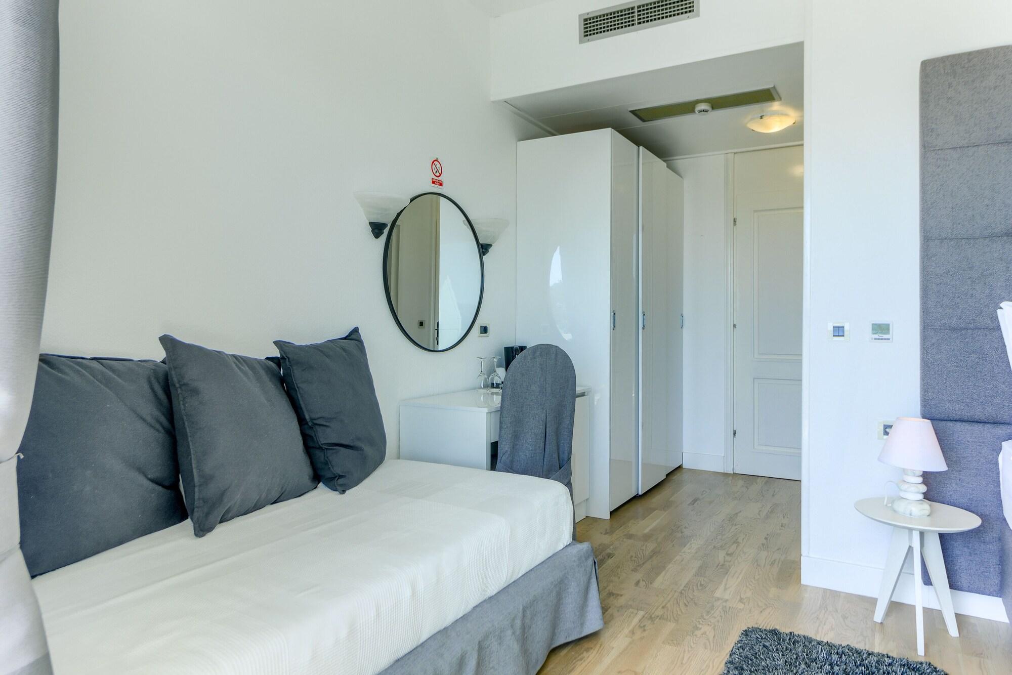 Hotel Villa Zarko Kaštel Stari Exterior foto