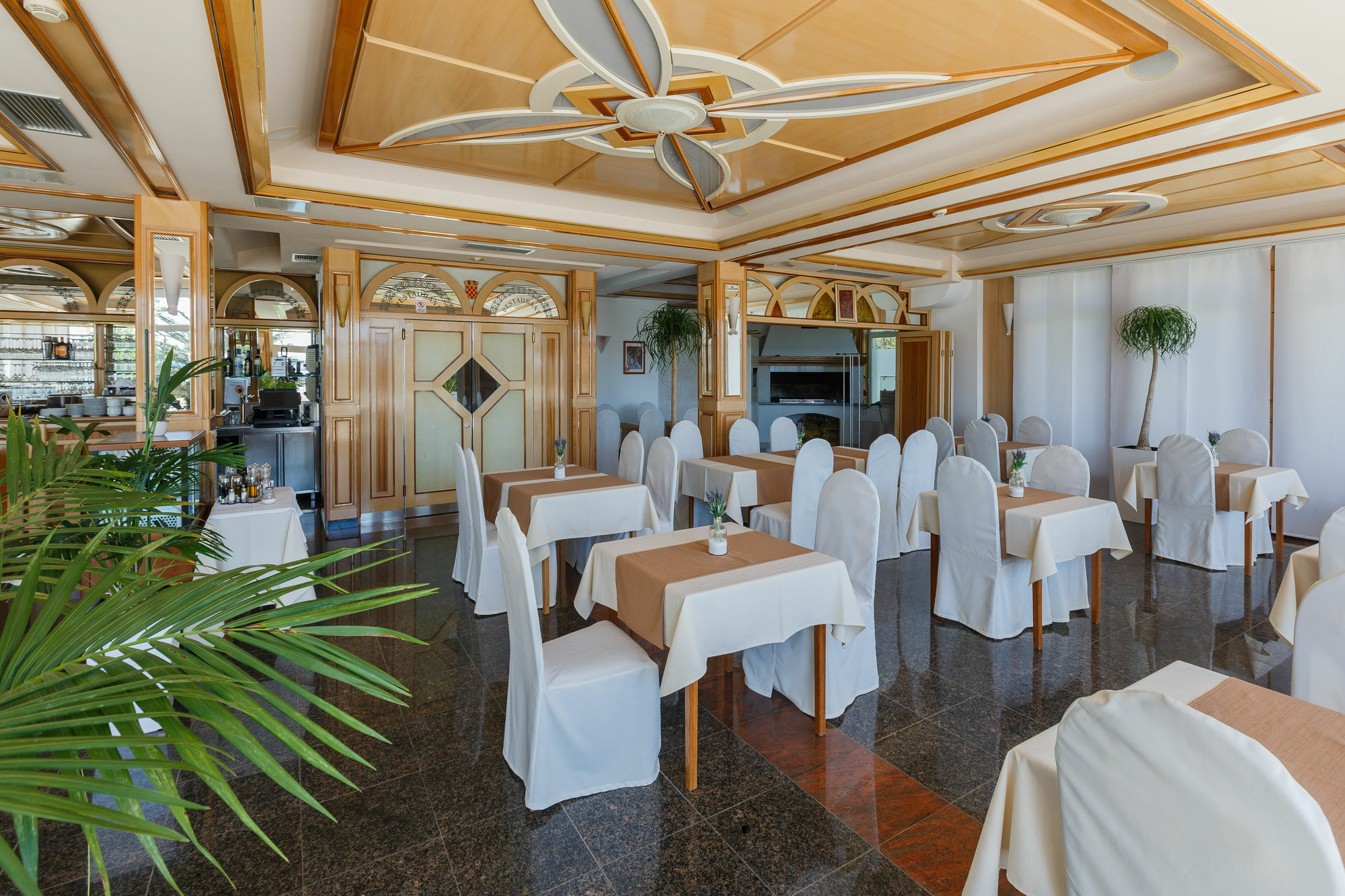 Hotel Villa Zarko Kaštel Stari Exterior foto
